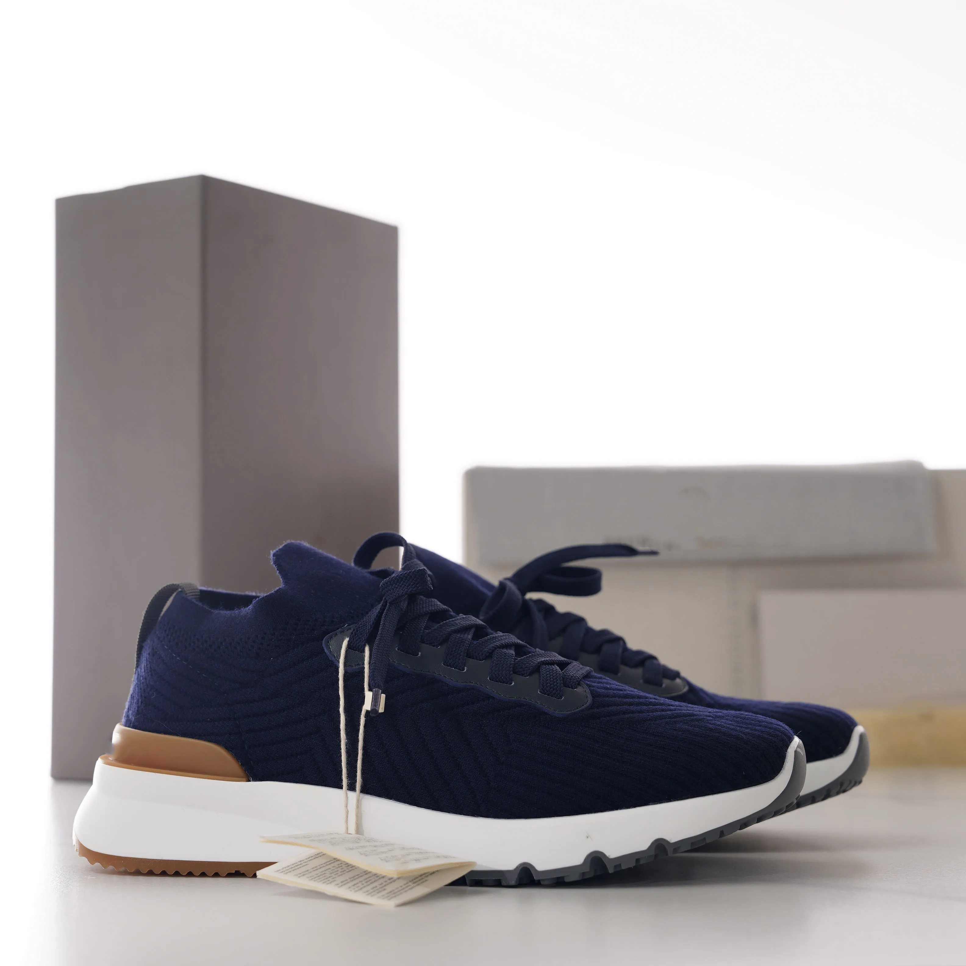 2026 Spring Summer Men Fashion Knit Sneakers Lightweight Breathable Daily Casual Sports Running Shoes_vogvips.com