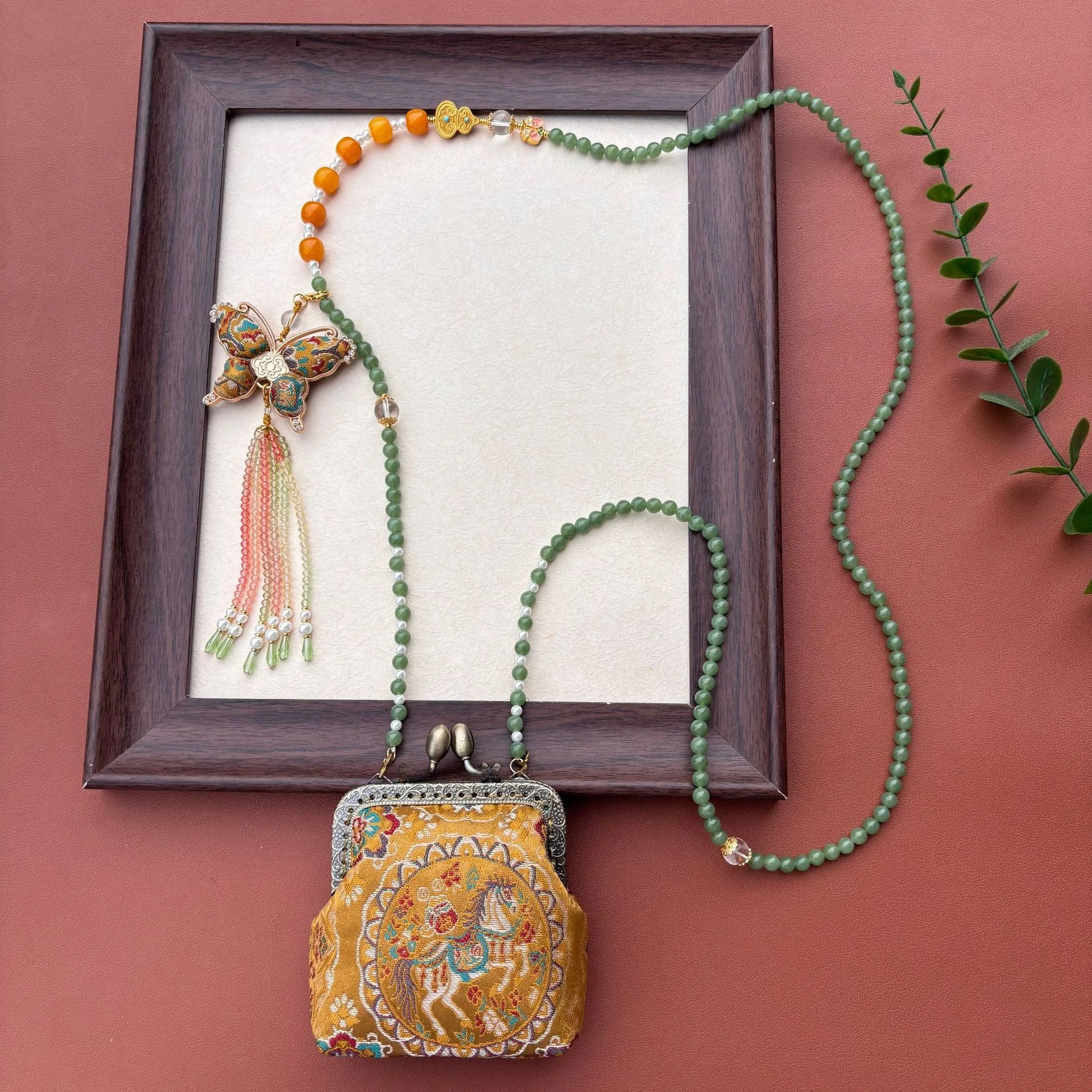 nuevo-monedero-de-estilo-chino-con-borlas-bordadas-a-mano-colgante-de-mariposa-song-jin-bolso-cruzado-accesorios-de-estilo