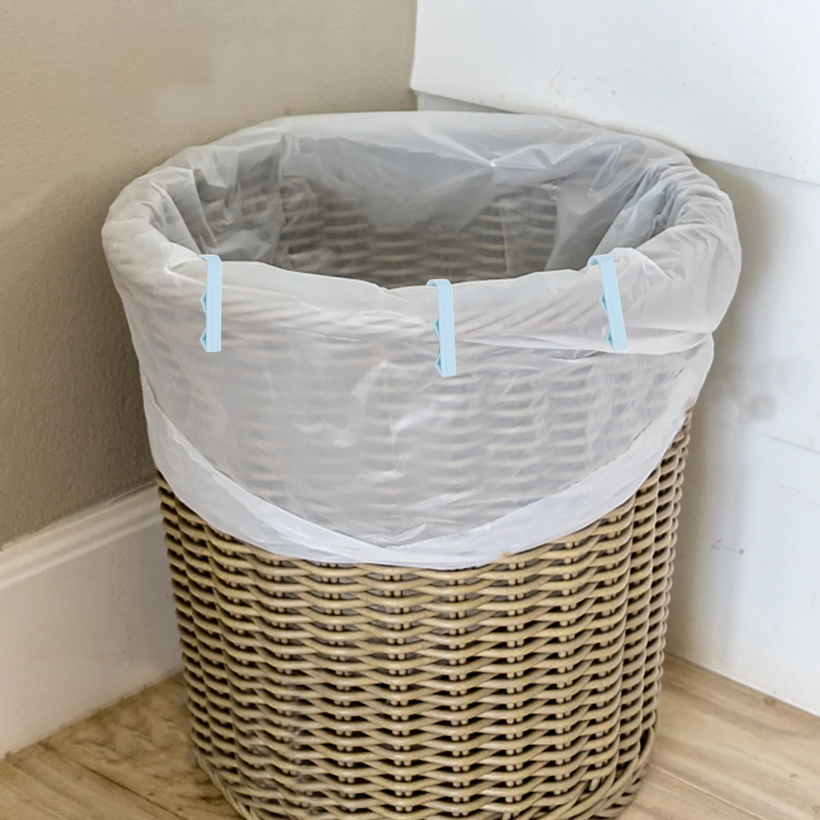 20Pcs Plastic Trash Bag Clip Strong Grooved Design Garbage Bag Holder for Home Hotels Restaurants Easy Installation No Damage to