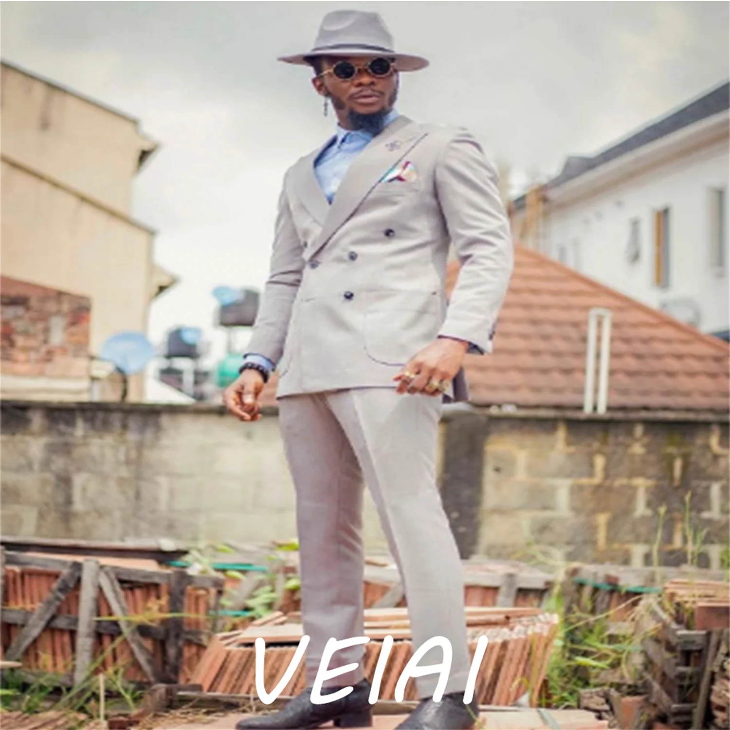 

CustomizedWhite Mens Wedding Tuxedos Purple Shawl Lapel Groom Groomsmen Tuxedos Blazers Jacket Excellent 2 Piece Suits Jacket Pa