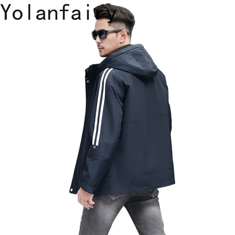 เสื้อโค้ทขนสัตว์แท้ YOLANFAIRY รุ่นอุ่นสบายสำหรับผู้ชาย ปี 2025 พร้อมฮู้ด บุด้วยขนกระต่ายเร็กซ์ เสื้อโค้ทกันหนาวแบบพองตัว สไตล์ลำลอง ป้องกันลม