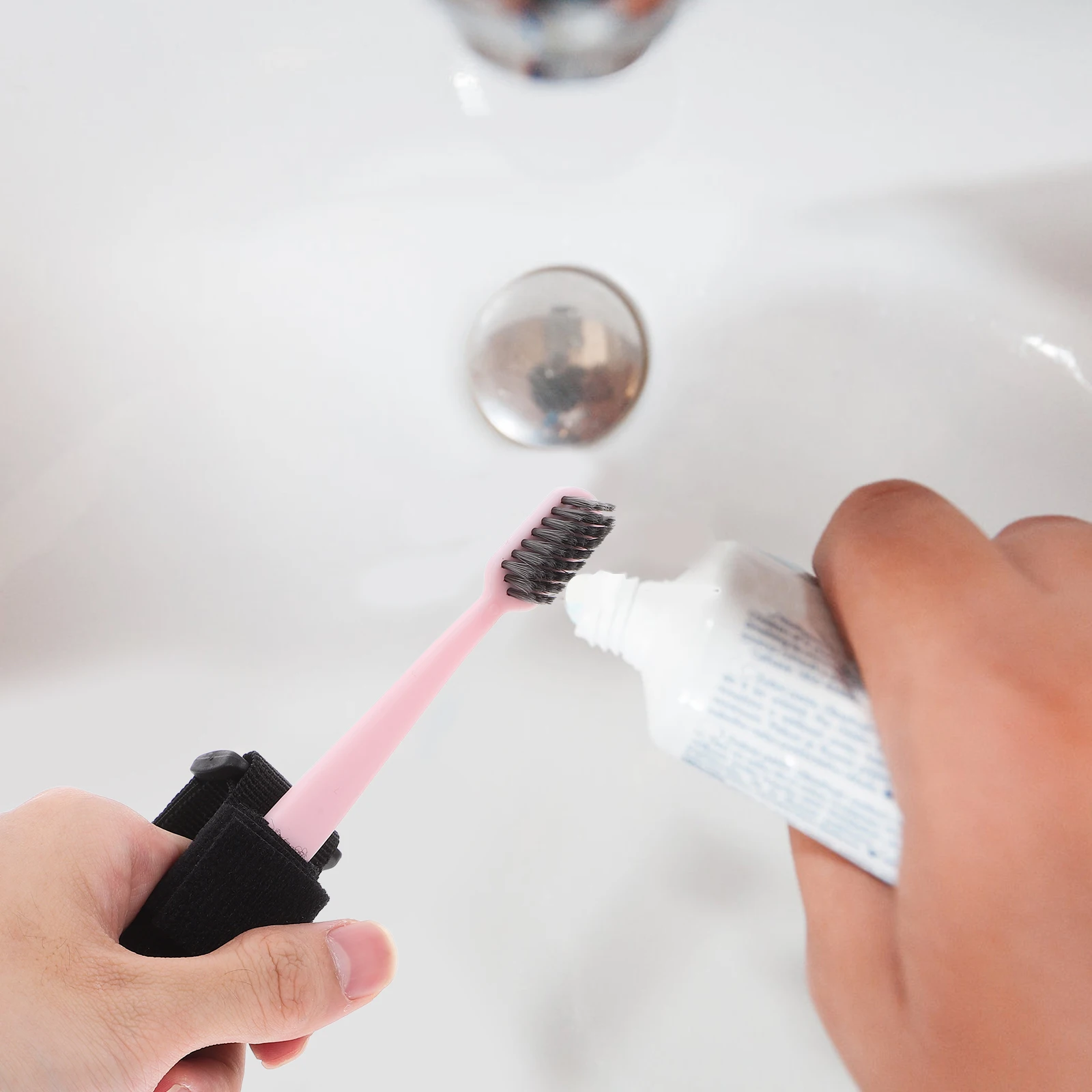 

Auxiliary Toothbrush Elderly Care Cuff Disabled Anti-shake Extra Soft Hand Strap