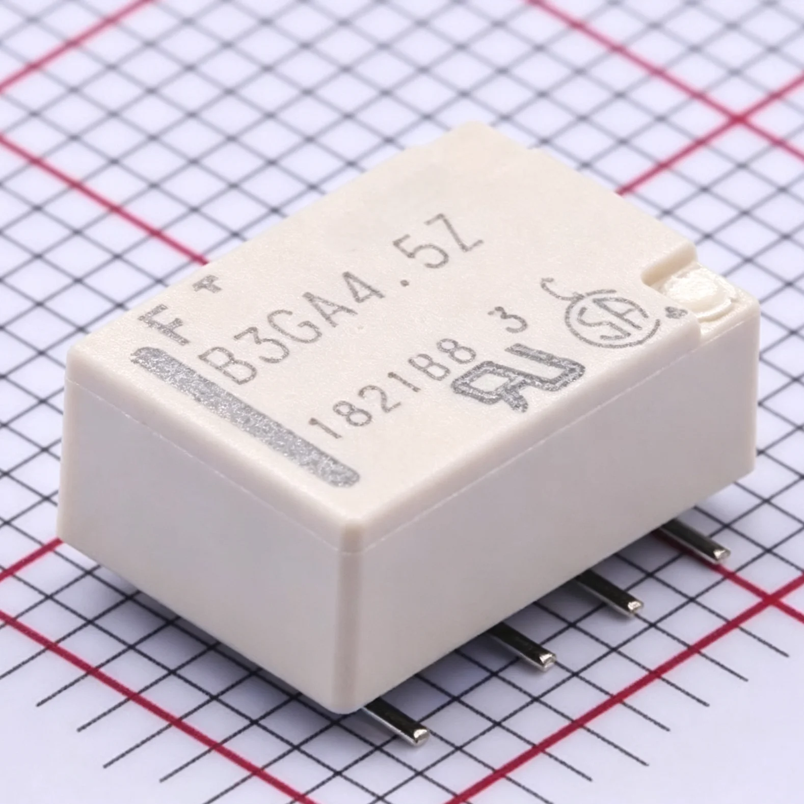 5PCS B3GA4.5Z FTR-B3GA4.5Z-B10 Relay electromagnetic DPDT Ucoil 4.5VDC 2 POLES 2A 0.3A/125VAC SMD 8Pin NEW Original B3GA4.5Z