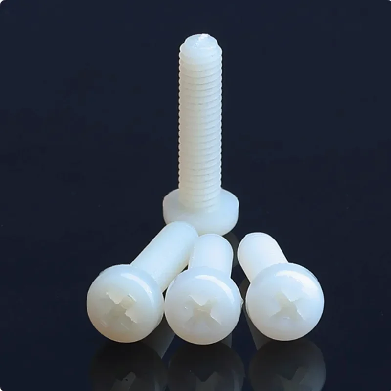 Vite in nylon M2 M2.5 M3 M4 M5 M6 M8 Viti a testa cilindrica Phillips in plastica di nylon bianco Bulloni isolati a testa tonda a croce
