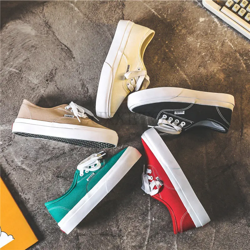 Women Sneakers Casual Vulcanized Shoes Ulzzang Classic Skateboard Canvas Shoes White Black Flats Tenis Feminino