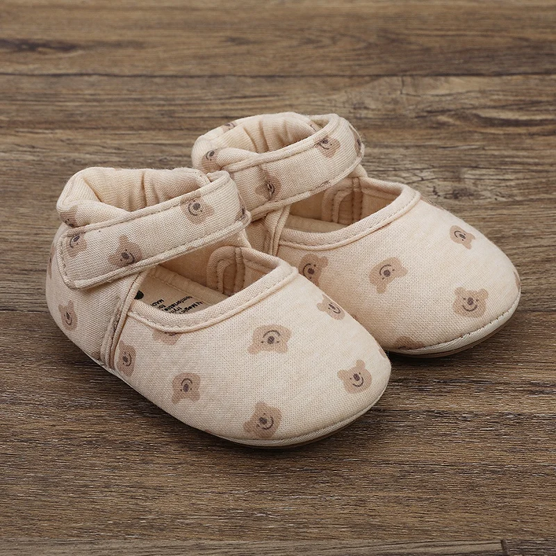 Snug Steps: Adorable Spring Cartoon Bear Print Baby Shoes - Soft, Non-Slip & Comfortable for Baby Boys & Girls 0-18 Months