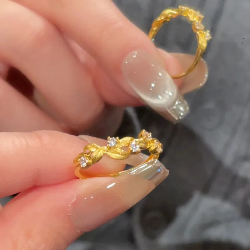 خاتم إكليل ذهبي فاخر وخفيف الوزن للنساء بتصميم متخصص ومتعدد الاستخدامات لفتح المجوهرات #1