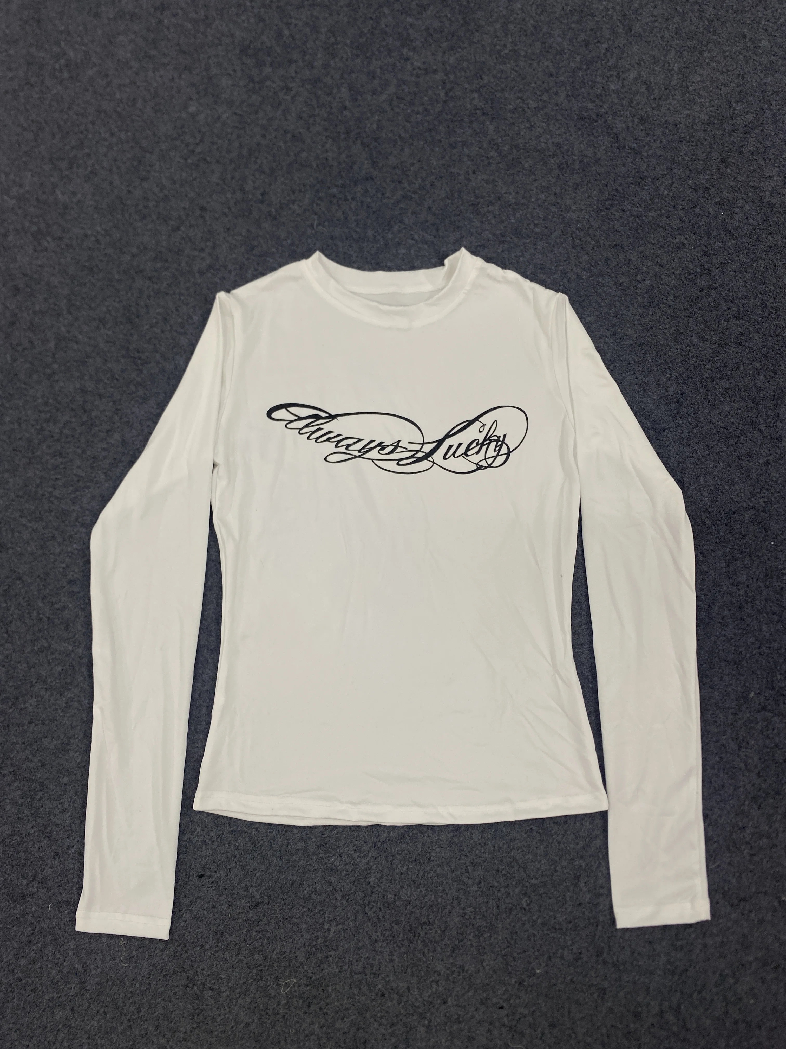 الخريف والشتاء الكورية الجديدة Y2K بسيطة يومية متعددة الاستخدامات سليم صالح المرأة تي شيرت قميص قاعدة يومية بسيطة