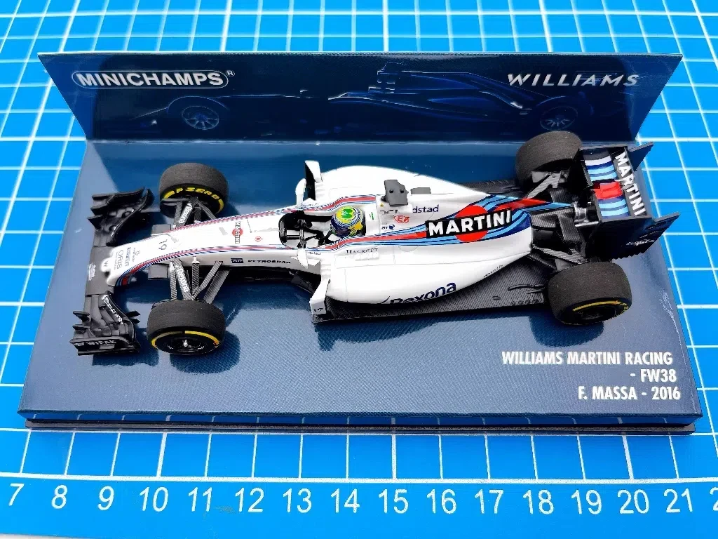 

Minichamps 1:43 F1 Williams FW38 Massa 2016, моделирование, ограниченная серия, смола, металл, статическая модель автомобиля, игрушка в подарок