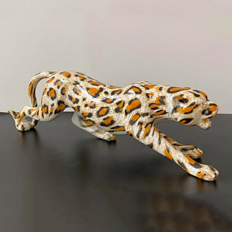 

Simulated Leopard Animal Model Resin Figurine Animal Sculptures Cheetah Jaguar Home Decoration Decorative Figurines