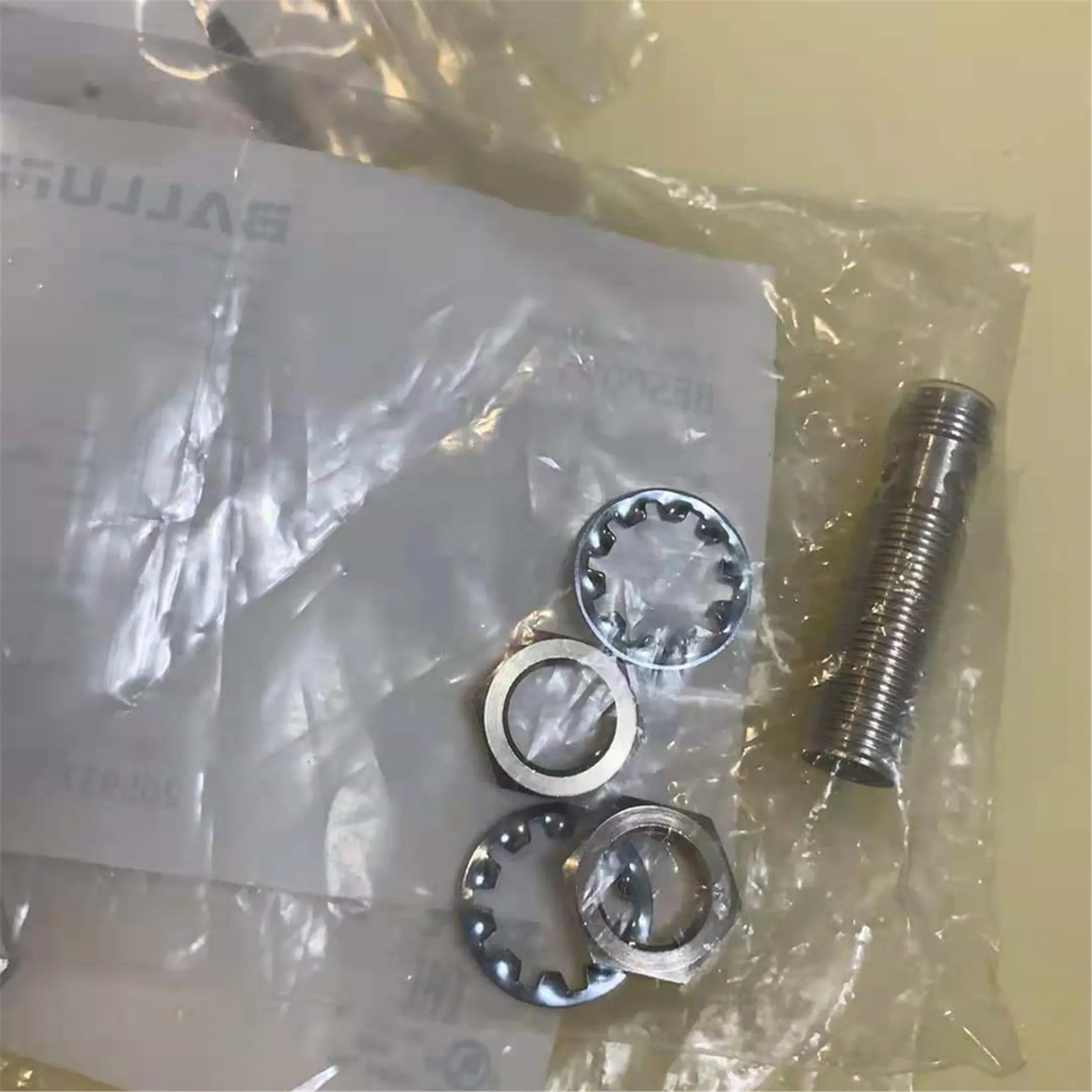 2025 Spot Balluff BES 516-325-G-E5-C-S4 BES00PY Proximity Switch Sensor