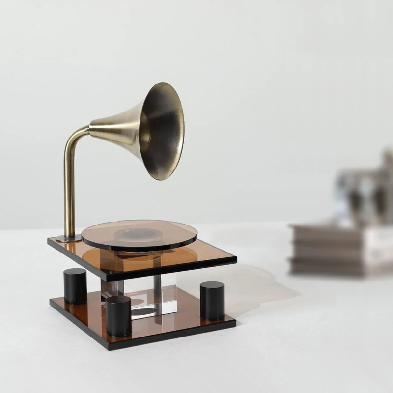 

European retro style crystal projection phonograph desktop ornament living room study TV cabinet model room soft decoration