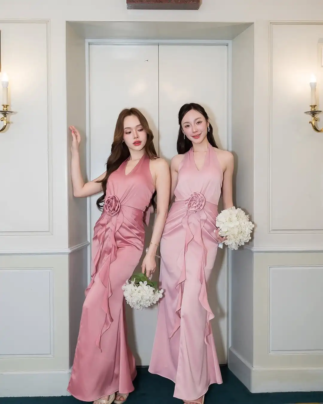 

Customized High Quality Satin Straight Flowers and Ruffles Evening Dresses Halter Sleeveless Sweep Train Homecoming Dress
