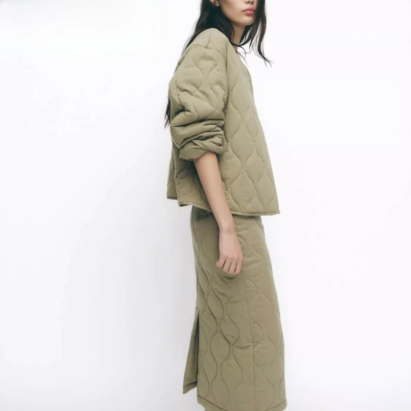 

Autumn Winter Women's Warm Comfortable V-Ne Long Sve Diamond Pattern Stitched Cotton Jaet Outerwear Loose Fit k Color