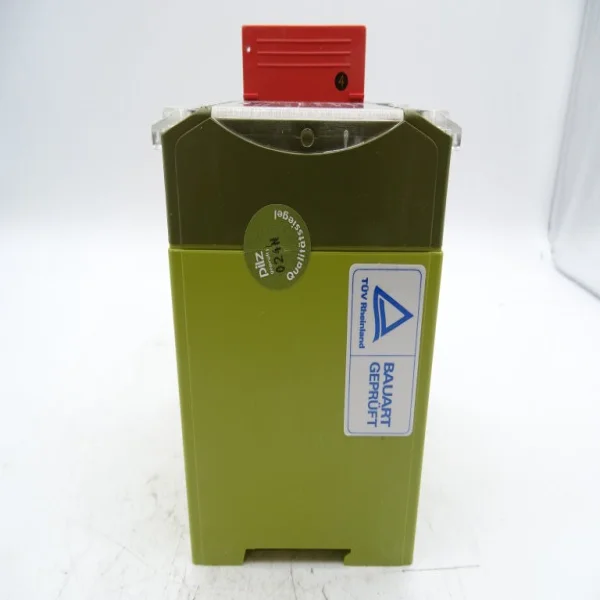 

Реле Pnoz/6-120vac-3s-1o, абсолютно новое, оригинальное, в наличии, для ПЛК