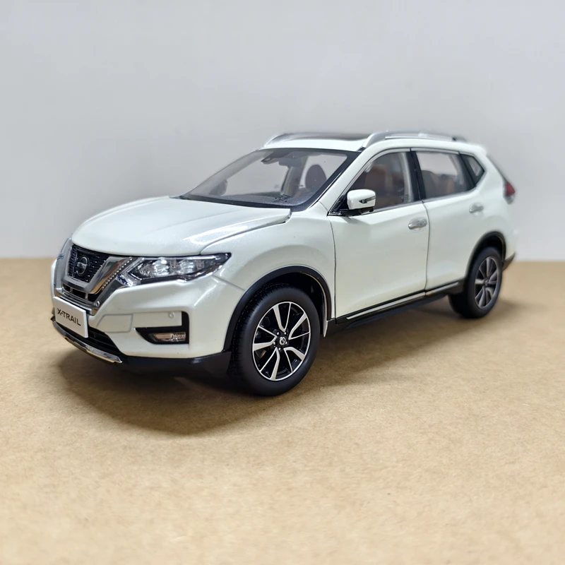 Nissan Scale Model Diecast 1:18 0 Car 1⁄18 X-TRAIL Paudi X-Trail