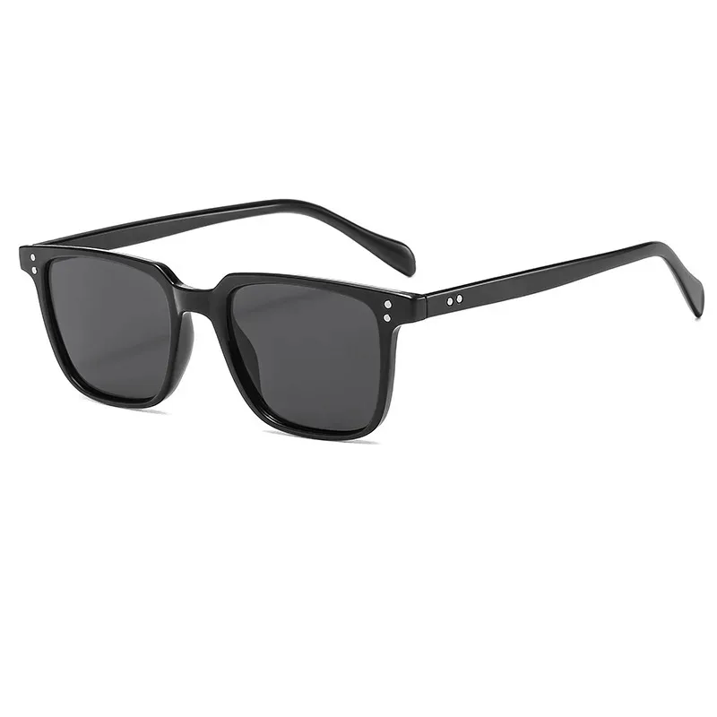 Retro Ultra light Rivets Square Sunglasses Women Fashion Brand Designer Rectangle Eyewear UV400 Men Sun Glasses UV400 image 4