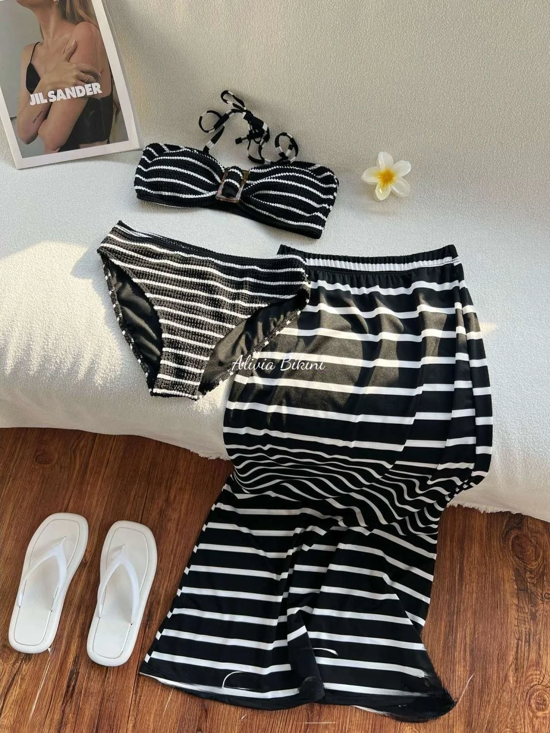 

Slimming Stripe Bikini Tee-piece Set Beach Thermal Vaion Swimsuit Women's High-End Feeling Polyester Material Bikini
