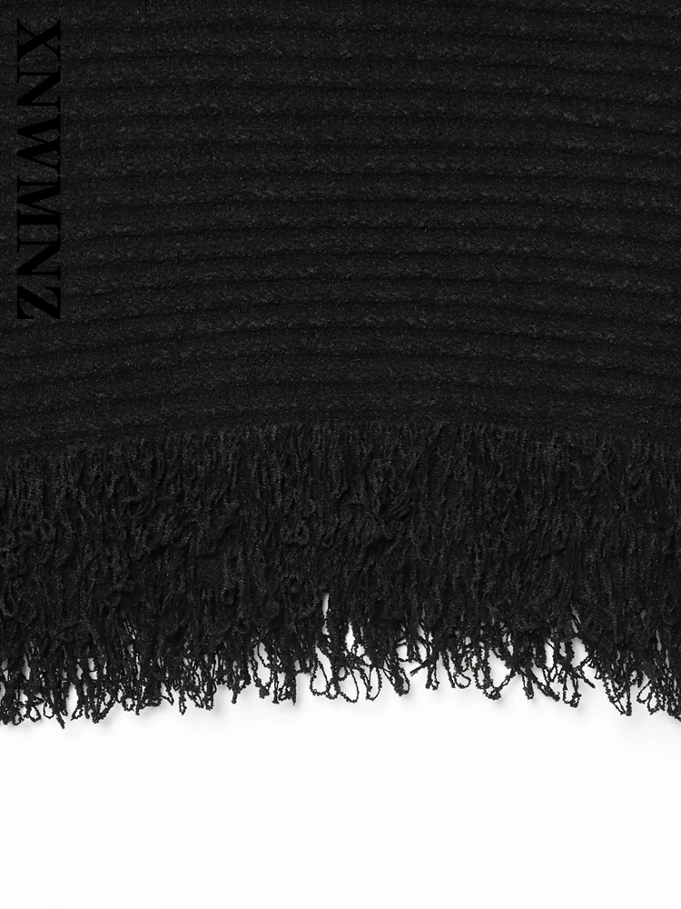 XNWMNZ 2025, Sommer Neue Dame Chic Einfache Ärmellose O-Kragen Strickkleid Pendeln Frau Schwarz Kleider Casual Quaste mini