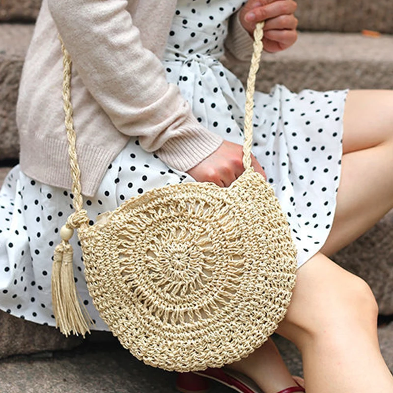 Rattan Woven Women Straw Crossbody Bag Small Clutch Purse and Handbag Summer Beach Bag Woman Tassel Shoulder Messenger Bag