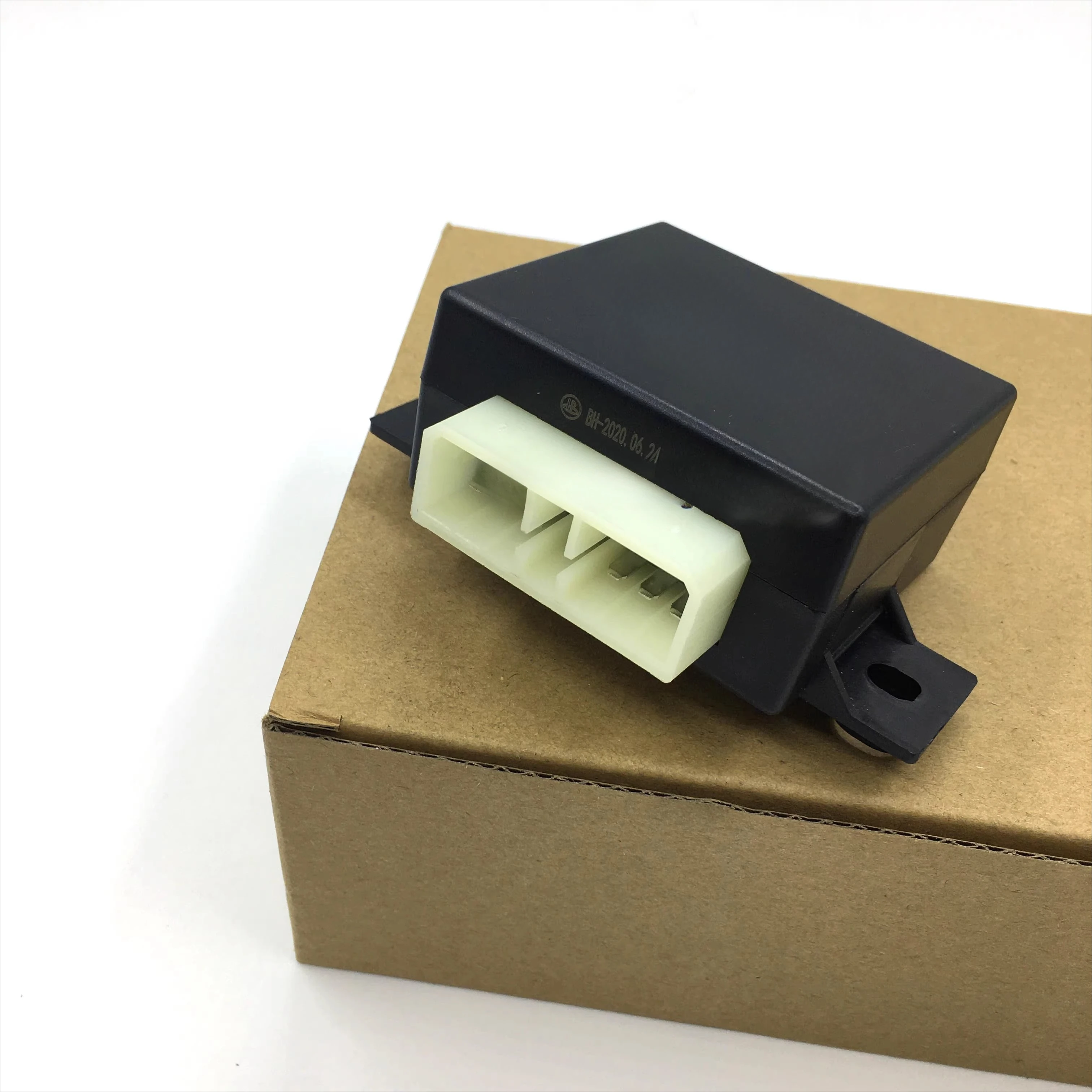 Excavator for Hyundais 80/130/150/210/215/220/225-7-9 Wiper Relay Wiper Controllers