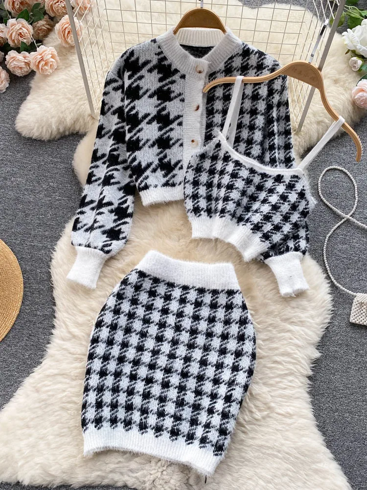 Nowa jesienna dzianina Plaid Cardigans + Camisole + spódnice 3 sztuk zestawy koreańska krótka sweter płaszcz + kamizelka + Mini spódnica garnitury