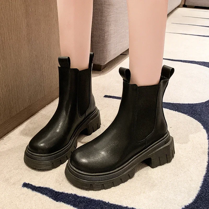 

Pop Fashionable Thick Sole Thick Heel Knight Boots For Women Winter New College Style Versatile Mid-calf Plus Velvet Women's Boo