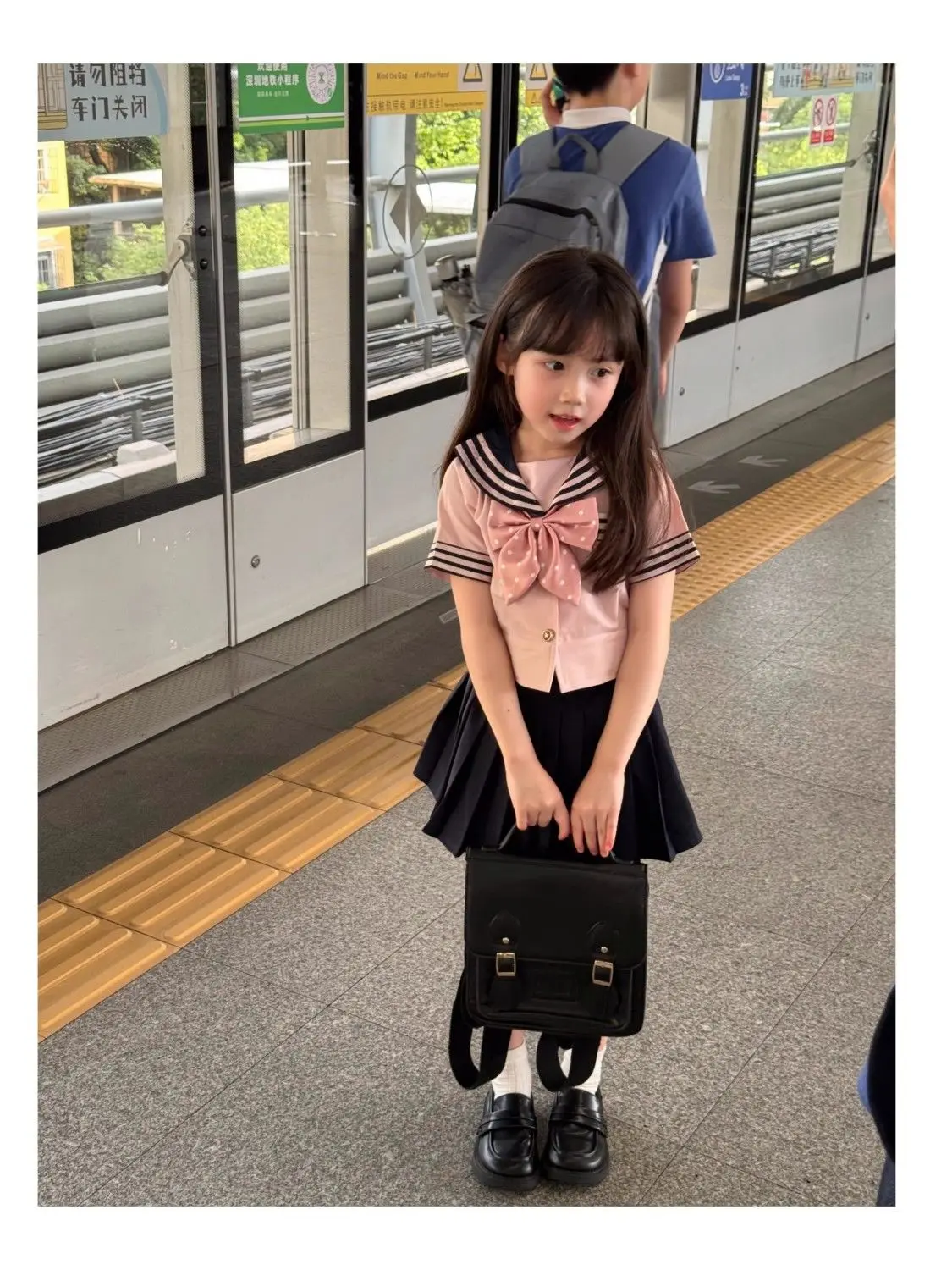 Girls 2-Piece Sailor Uniform Set, Pink Short Sleeve Top with Polka Dot Bow + Black Pleated Skirt, Cute Fashion Jk School Outfit
