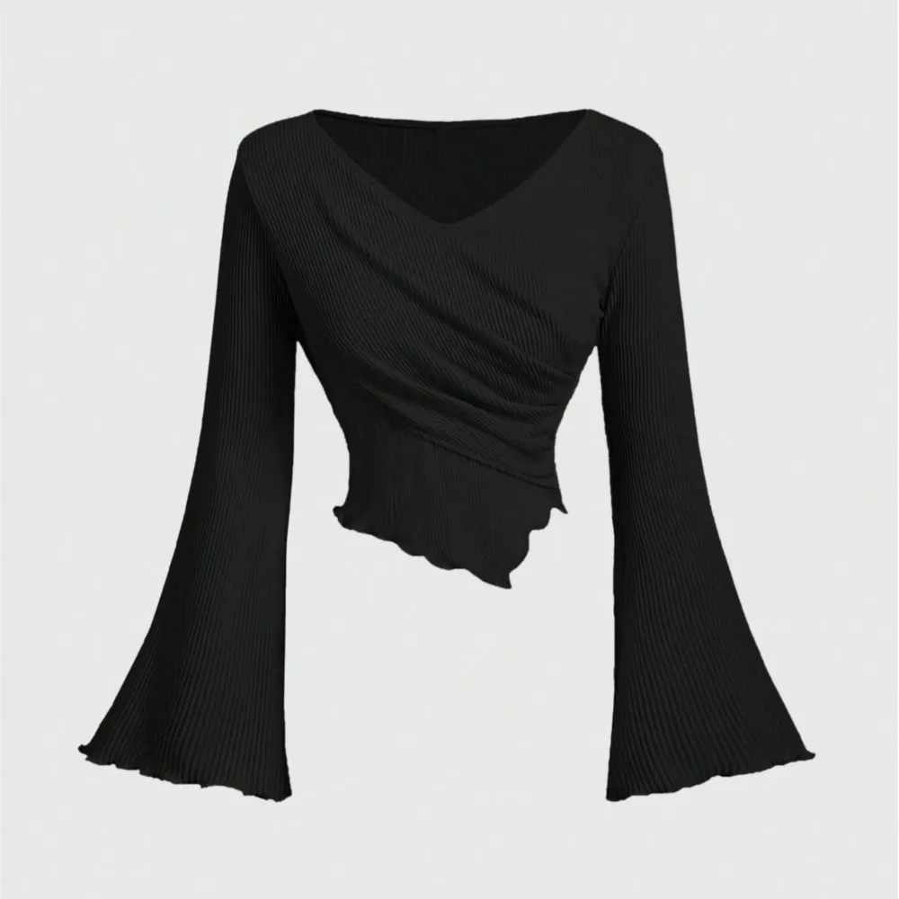 

New Irregular T-shirt For Autumn Winter Elegant Fashionable Fit Commuter Style Tops Knitted Bell Sleeves Pleated V-neck Clothing