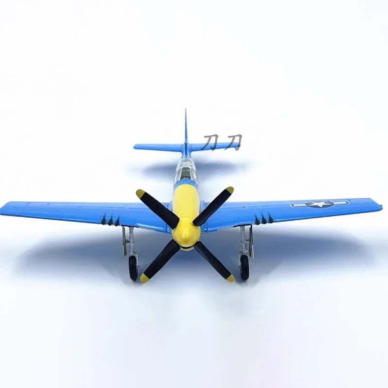 Diecast 1:72 Scale American WWII P51D Mustang fighter Plastic Finished Model Static Decoration Souvenir Gifts For Adult Boy