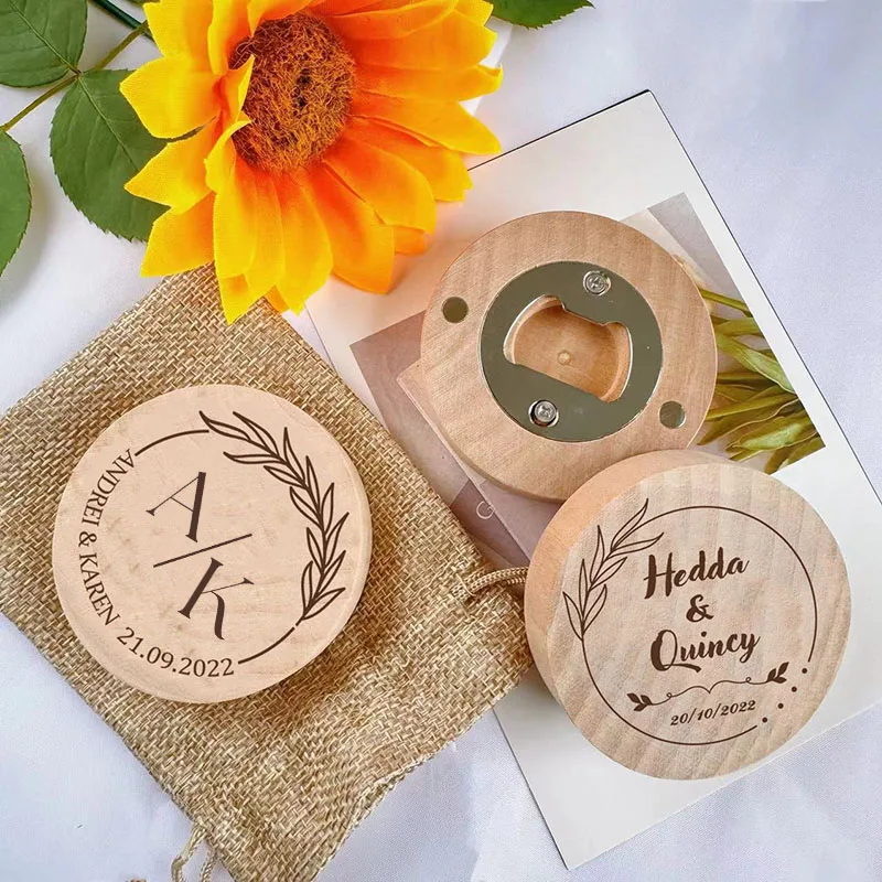 Personalized Wedding Favor Engraved Wooden Fridge Magnet Round Bottle Opener Wedding Guest Bautizo Birthday Custom Souvenir