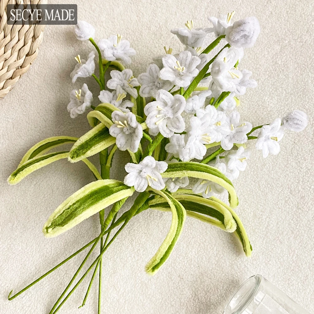 

White Artificial Flowers DIY Material Package Pipe Cleaners Plush Craft Material Fun and Casual Handmade Kit Home Decor K102
