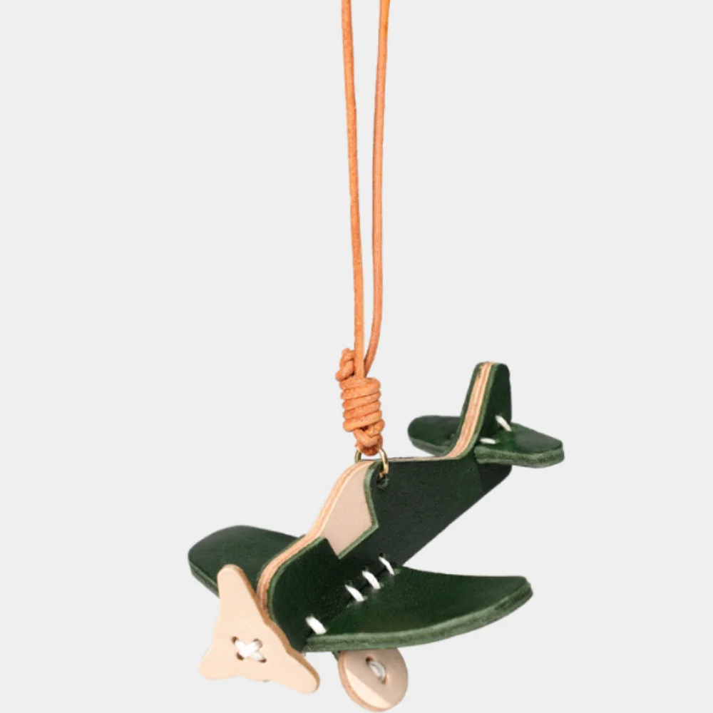 Genuine Leather Airplane Keychain Mini Airplane Shape Lightweight Bag Charm Smooth Texture Refined Car Hanging Ornament