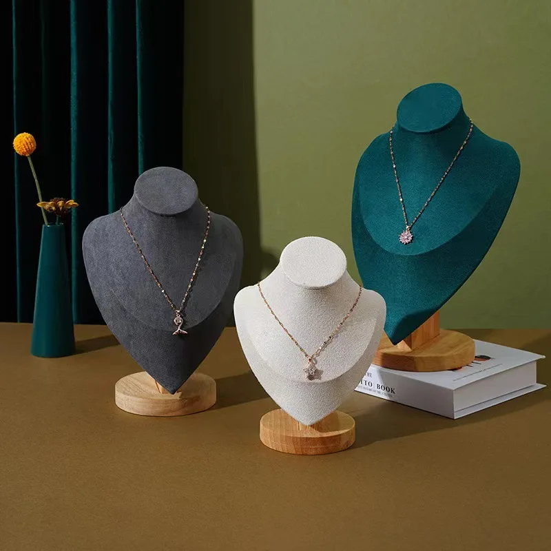 

Log Necklace Pendant Neck Model Flannelette Model Window Necklace Accessories Display Props Heart-Shaped Necklace Display Rack