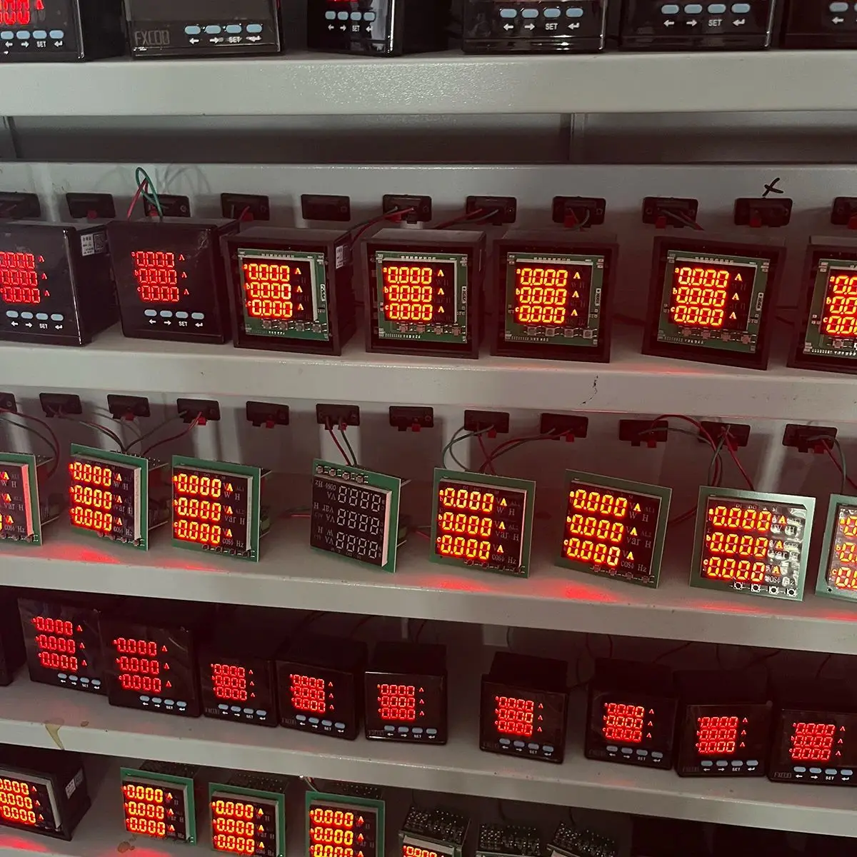 3P4L 3P3L Trójfazowy amperomierz LED Cyfrowy wyświetlacz Miernik panelowy z wielofunkcyjnym miernikiem panelowym RS485 Modbus-RTU i miernikiem napięcia