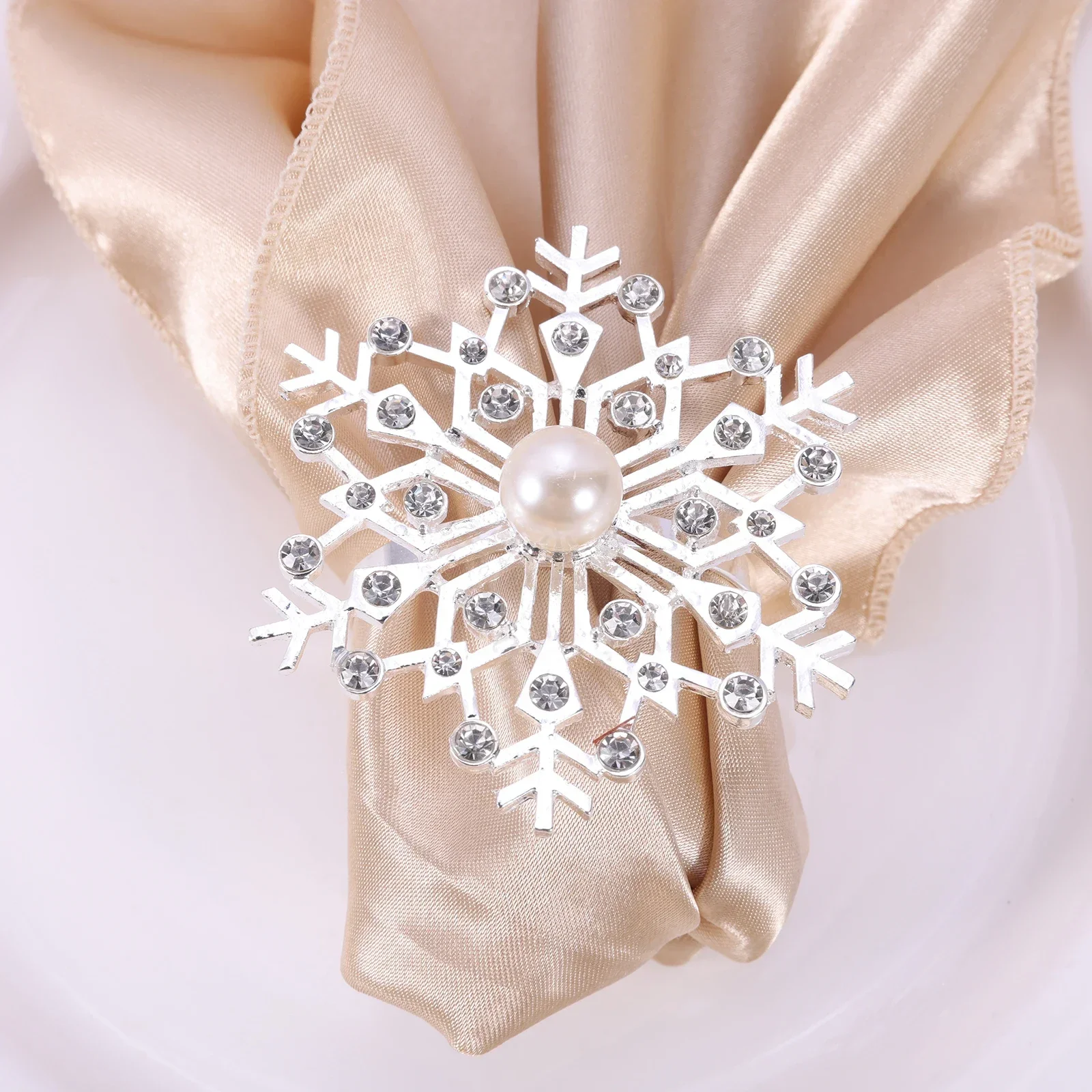 

6Pcs Snowflake Napkin Rings Christmas Napkin Ring Holder Rhinestone Pearl Napkin Buckle for Christmas Wedding Table Decoration