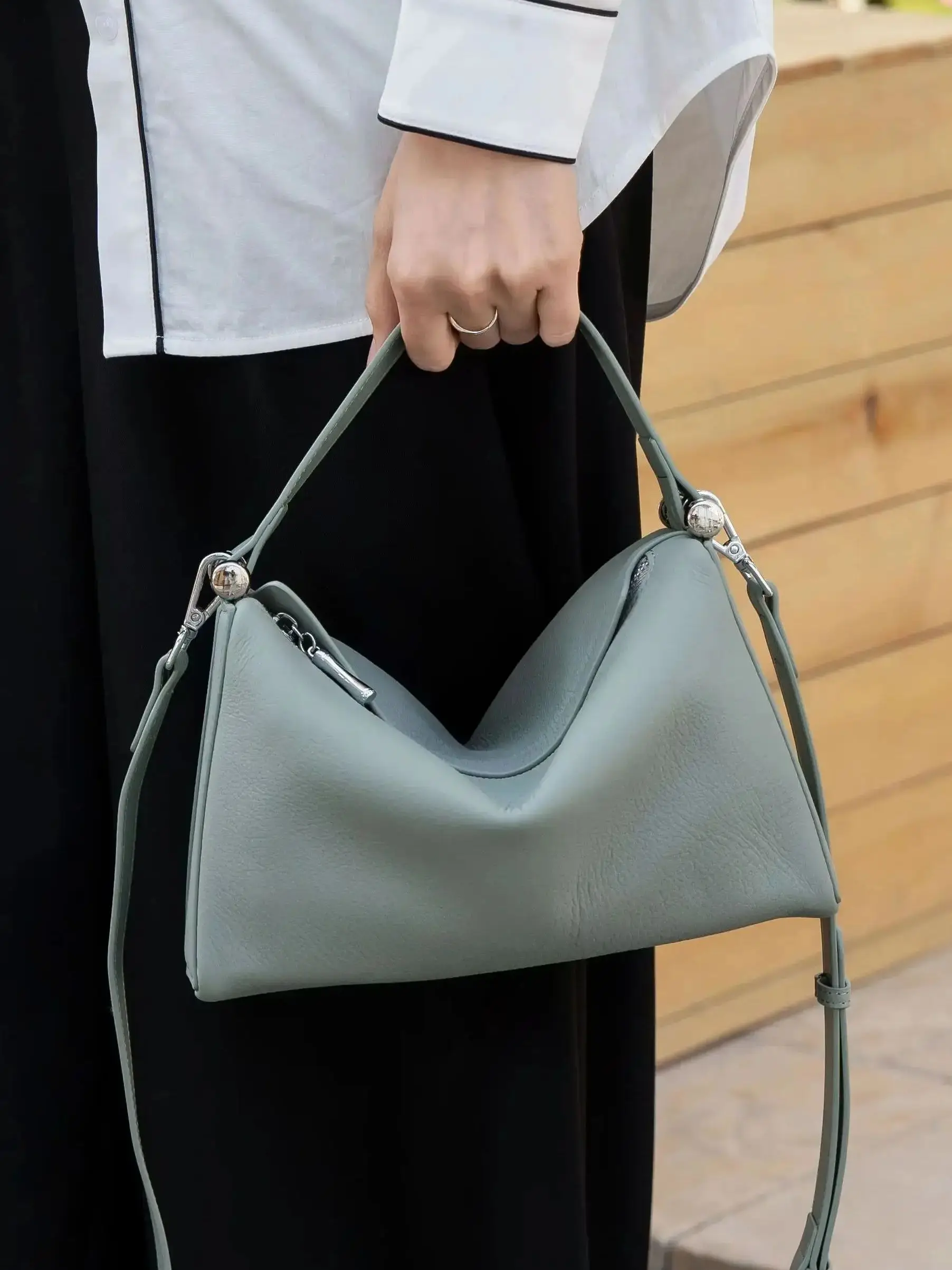 

Genuine Grade Leather Fashion Women's Shoulder Crossbody Bags Luxury Designer Brand Soft Cowhide Ladie Handbag Female Pillow Bag