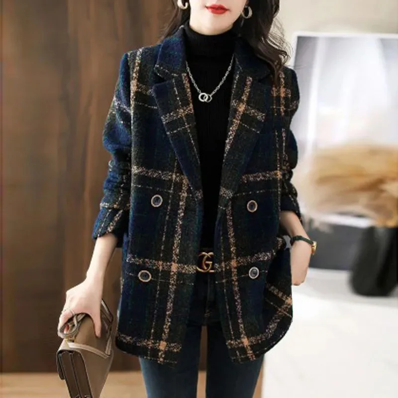 

Large Size Woolen Plaid Patchwork Outerwear Korean Design Sensation Small Parfum Style Trendy Autumn Winter New Arrival