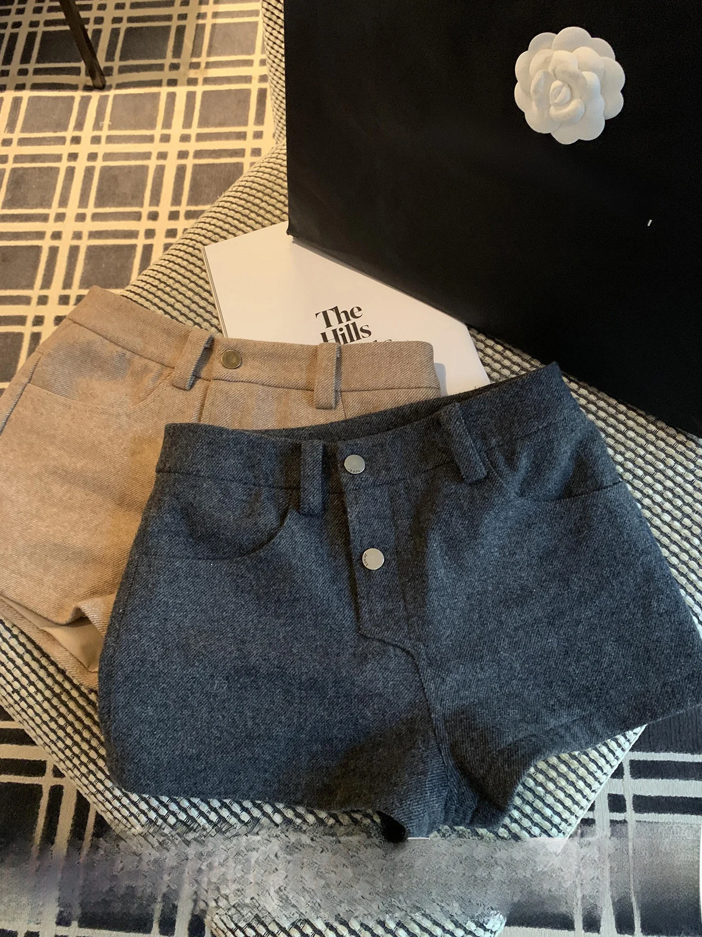 

Шикарные шерстяные твидовые брюки-кюлоты для женщин, осенне-зимние, А-силуэт, широкие штанины, повседневные, с застежкой на пуговицах, облегающие