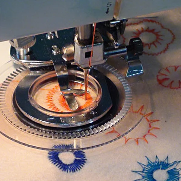 

Multi-Functional Daisy Flower Stitch Presser Foot Durable Plastic Metal for All Low-Shank Sewing Machines Rotary Decorative