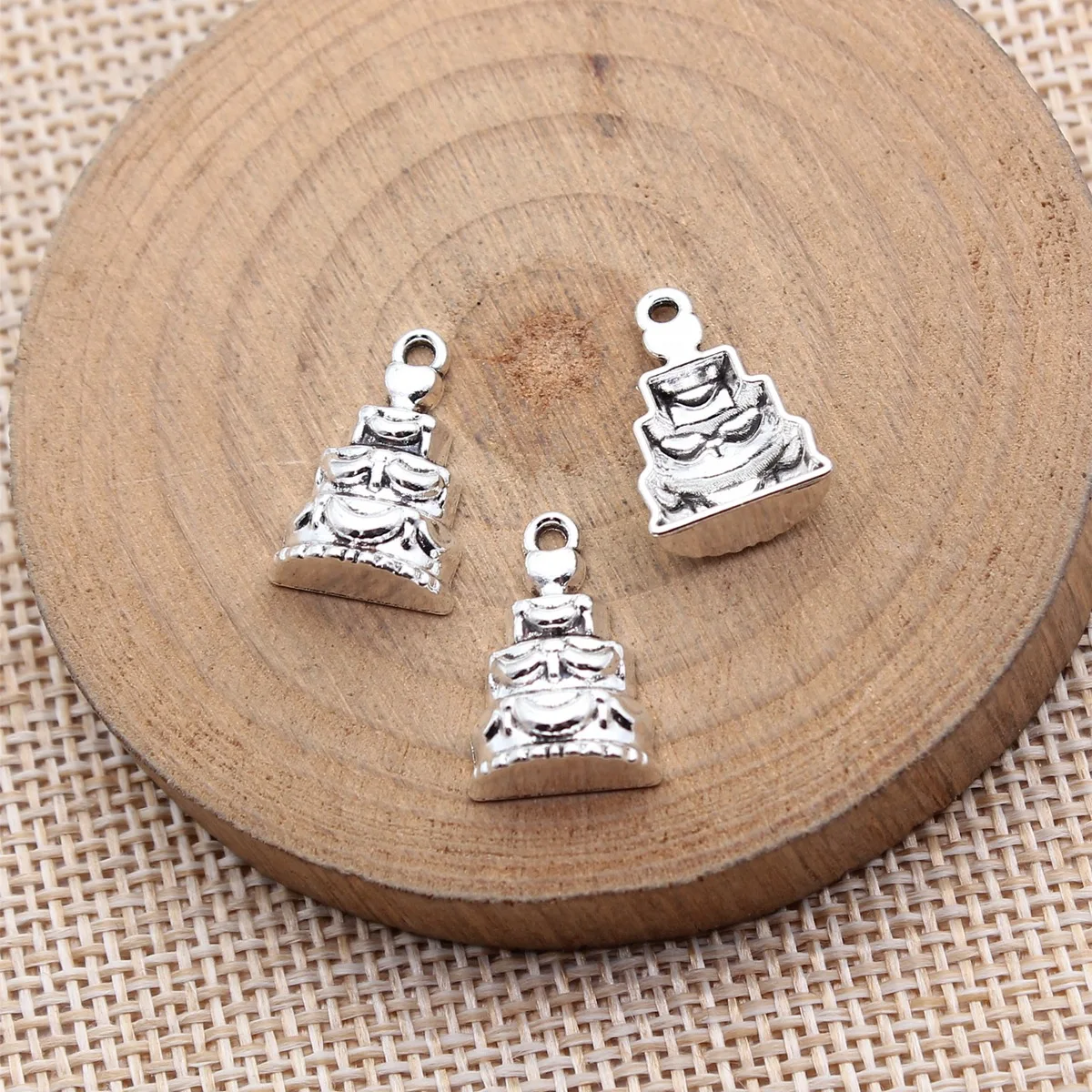 

40pcs 17x11mm(0.67x0.43inch) Antique Silver Color Birthday Cake Charms Pendants DIY Jewelry Making Accessories