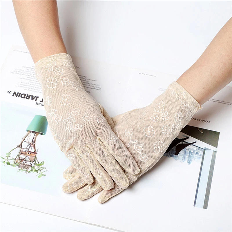 New Fashion Women Lace Party Sexy Gloves Full Finger Sunscreen Gloves Girl Mittens Gloves Wedding Dress Driving Accessory Gift