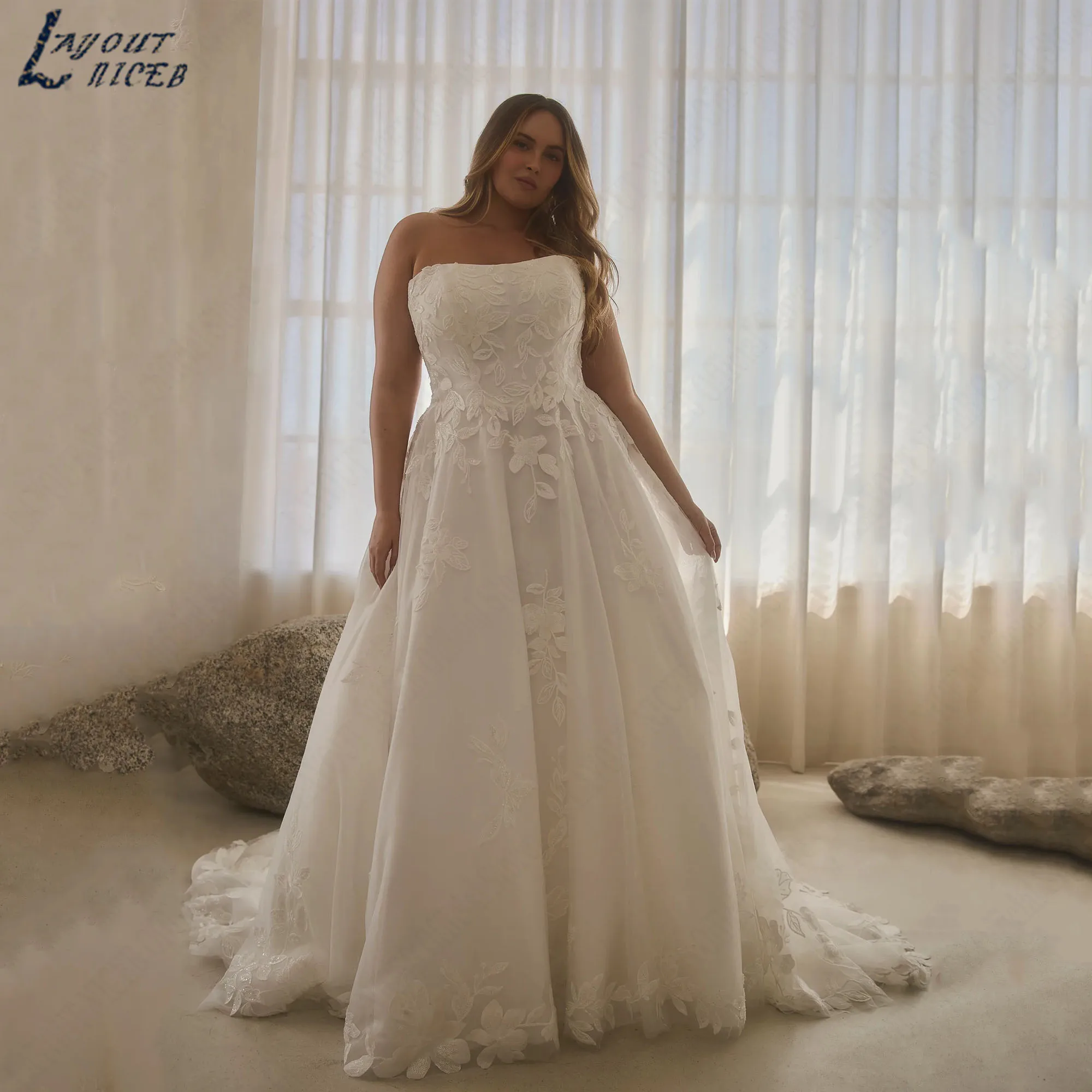 Plus Size Bridal Gown luxury 2026 Strapless Backless A-line Appliques Wedding Dress Romantic Tulle vestidos de novia Customized