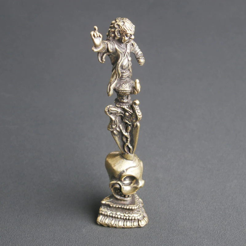 Vintage Brass Angry Lotus Master Vajra Desktop Ornament Religious Demon-Busting Pestle Craft Decoration Antique Brassware