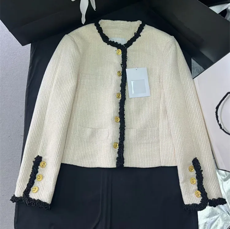 

Customization New summer 2026 style women's clothing from Europe and America Long-sleeved beige tweed coat and skirt set
