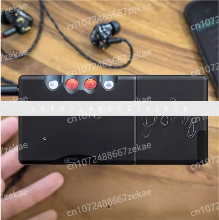 เครื่องแปลงสัญญาณดิจิตอลเป็นอนาล็อกแบบพกพา DAC พร้อมแอมพลิฟายเออร์หูฟัง