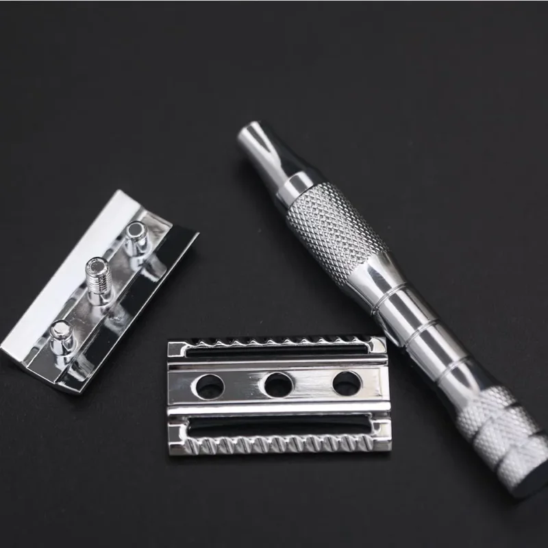 YAQI كروم اللون مقبض من الفولاذ المقاوم للصدأ 3 قطعة ماكينة حلاقة آمنة للرجال واللحية طقم صابون احترافي للعناية باللحية أداة تهذيب اللحية