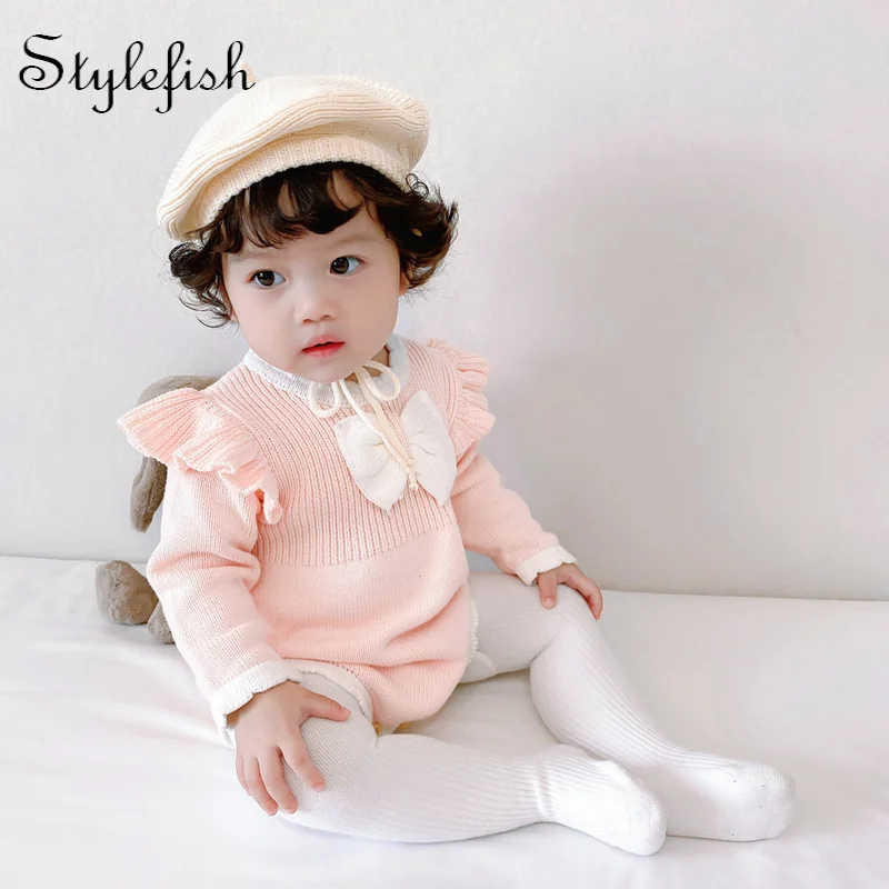 ins autumn and winter 2022 baby girl bowknot long-sleeved baby knit sweater jumpsuit triangle fart coat climbing clothes