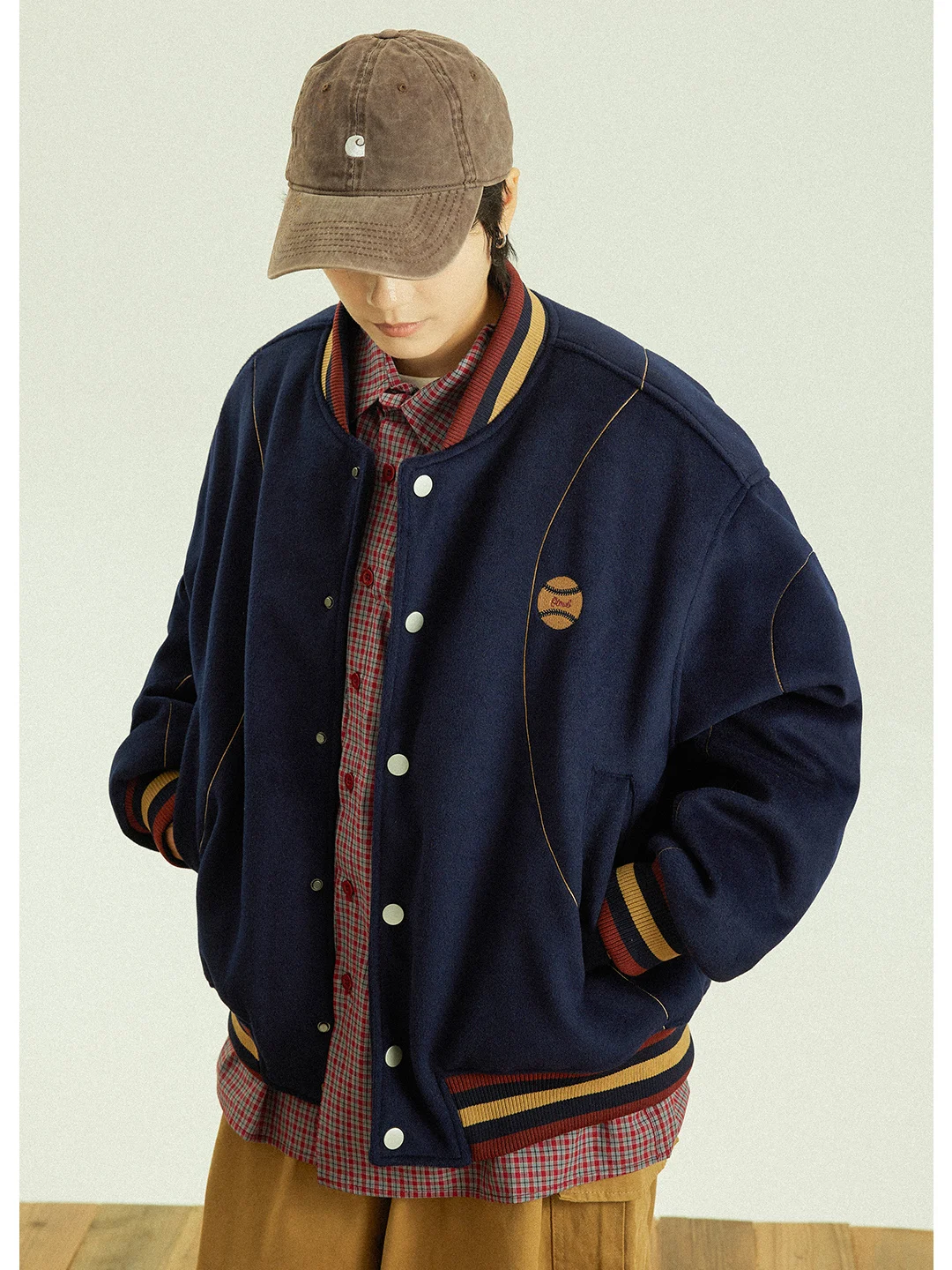 

Зимняя утепленная хлопковая куртка с бейсбольным воротником, свободного кроя, молодежная, модная, теплая, с длинными рукавами, на пуговицах, цветное пальто