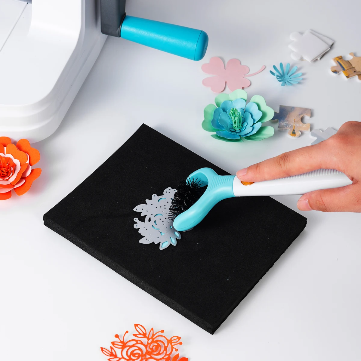3 In 1 Die Brush Piercer Scraper Weeding Tools Easily Removing Excess Paper From Dies Must-Have Die Brush Tool with Foam Pad